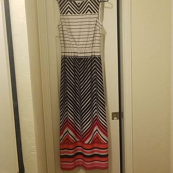 Maxi dress - Picture 1 of 4